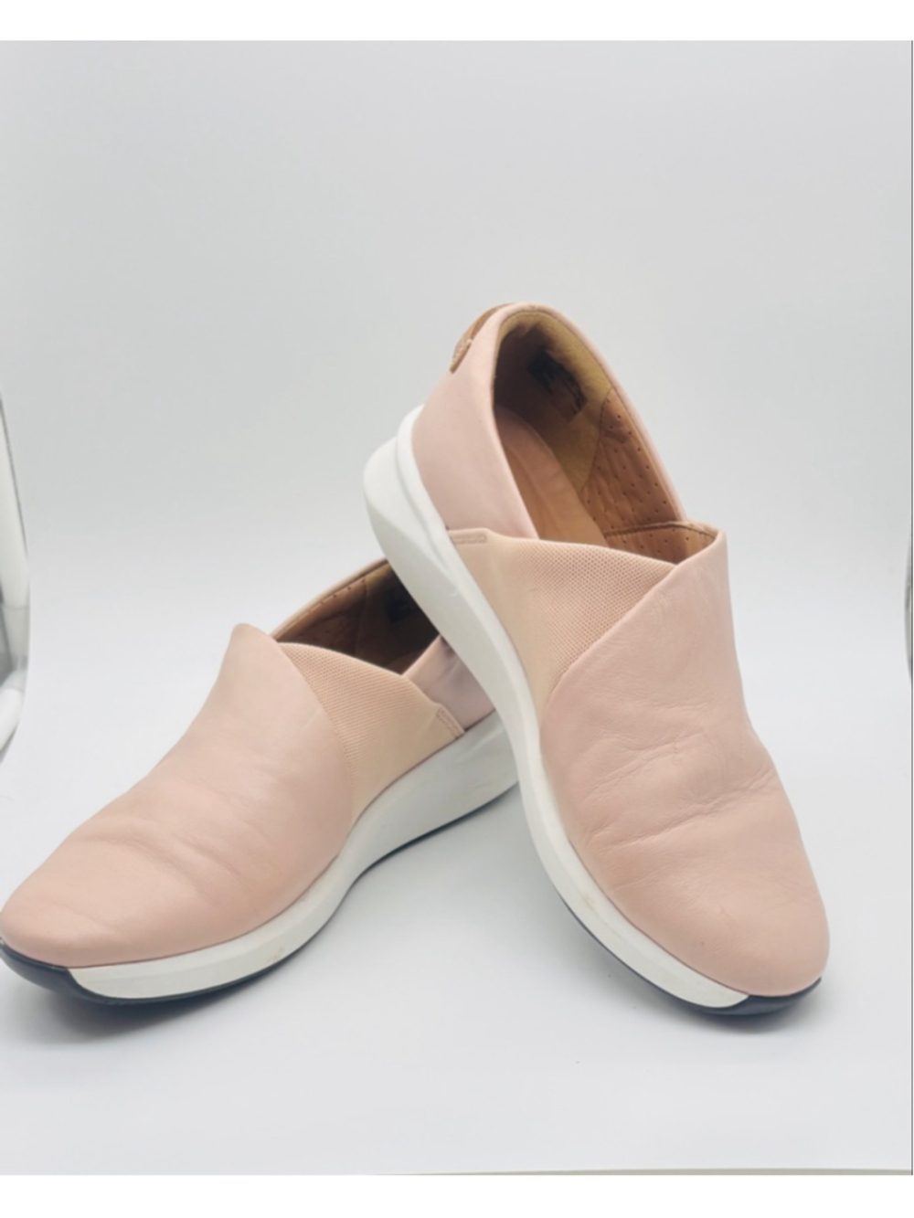Clarks Un Rio Rise Loafer Blush Leather Size 7